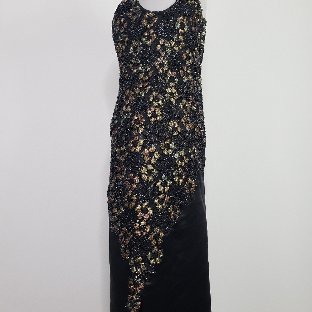 Menekshe black silk gown beaded appliqué formal - Picture 8 of 11